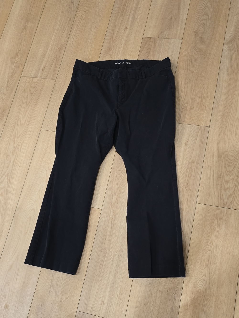 Old Navy Black Straight-Leg Women's Trousers